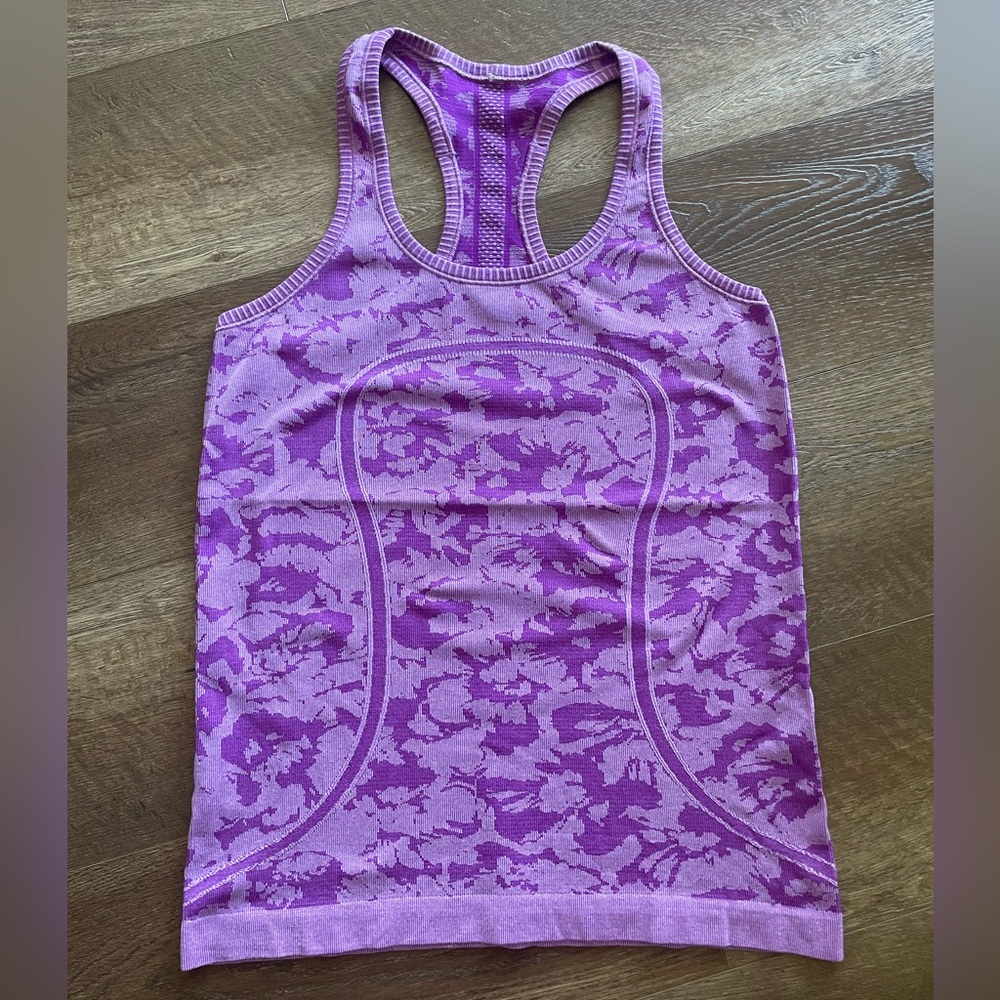 Lululemon Purple Swiftly Tech Tank in Size 8